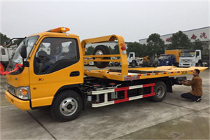 左安门哪里有拖车服务