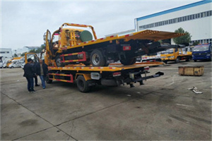 左安门同城汽车补胎